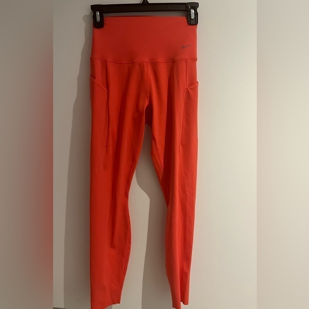 Nike Go Women's Small Firm-Support Mid-Rise Full-Length Leggings with Pockets